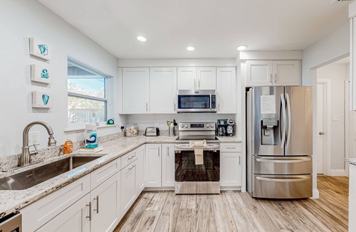 Vilano Beach House | Updated home with great outdoor space - close to the beach