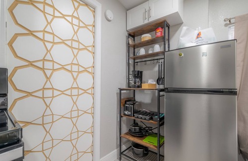 St. Petersburg Apartment | Updated St. Pete Studio at The Urban Standard 9