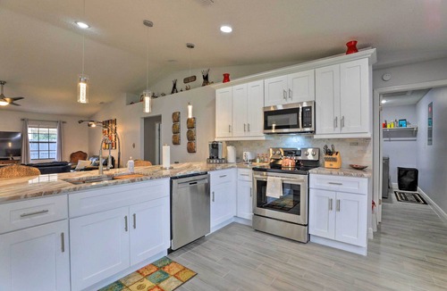 Tavares House | Updated Tavares Retreat < 1 Mile to Boat Ramp