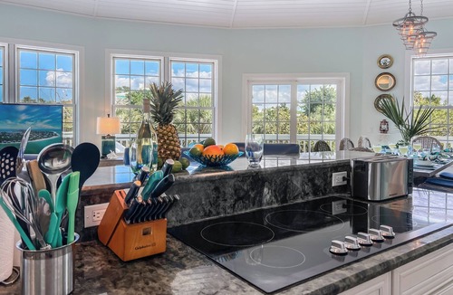 North Captiva House | Upper Captiva-Pool w/Waterfall & Swing Bar, Bikes