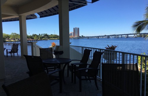 East 1st Street Condo | Upscale 9th Floor Water-Front 3 Br Condo In Downtown Fort Myers: 30 day minimum