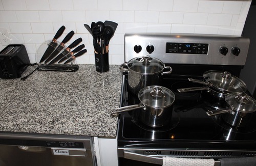 Atlanta House | Upscale Modern Home/3BR Getaway/4miles from Downtown Atlanta
