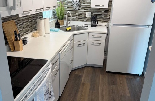 Collingdale House | Urban Escape 12 mins from Phila Airport