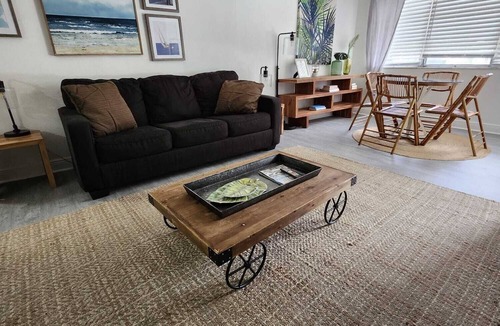 Coral Terrace Apartment | Urban Oasis 2BR Apartment in Miami - Near Downtown & Beaches