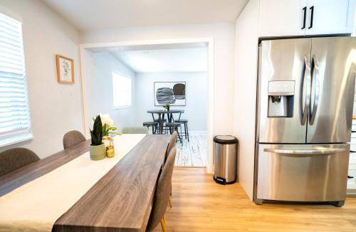 Carver City - Lincoln Gardens House | 107 m² House ∙ 3 bedrooms ∙ 9 guests