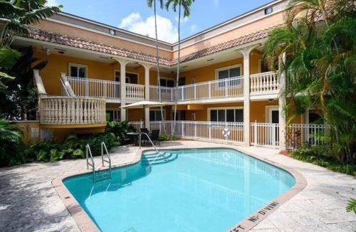 Hendricks and Venice Isles Apartment | 111 m² Apartment ∙ 2 bedrooms ∙ 5 guests