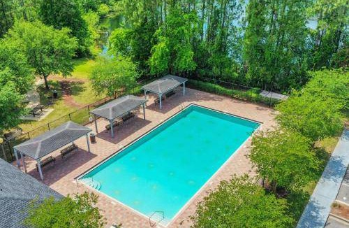 Westside House | 214 m² House ∙ 3 bedrooms ∙ 9 guests