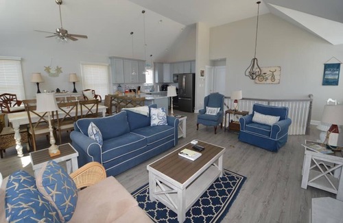 Avalon House | Vacation by the beach and enjoy the private backyard pool. Pets considered, too.