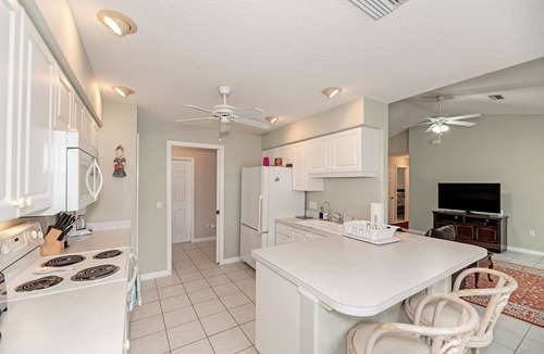 Venice Gardens House | Vacation home by Shasta Rd