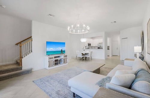Gateway House | Vacation in Paradise!