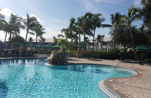 Naples Apartment | Vacation in Paradise