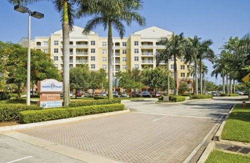 Weston Condo | Vacation Village at Weston