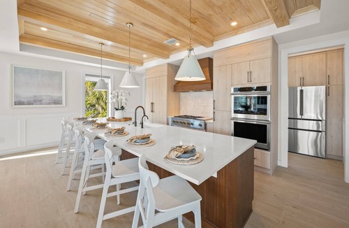 Siesta Key House | Vacationers Paradise-2 Luxury Homes-60ft Slide-Golf Sim-Sport Court-Near Village