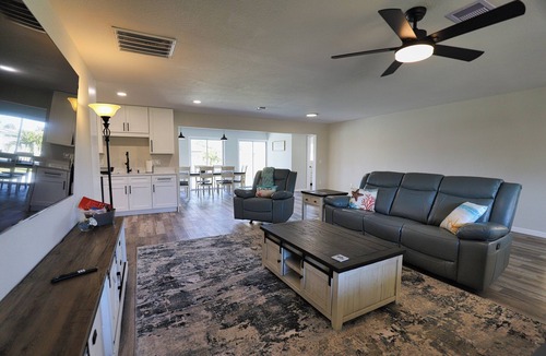 Venice Groves House | Venice Vacay! Pet-friendly pool home in Venice FL!