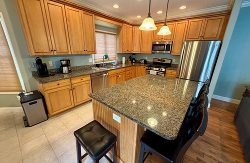 Wildwood Crest House | Very unique, there are two townhouses that share a pool area