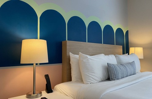 South Beach Hostel | Viajero Miami