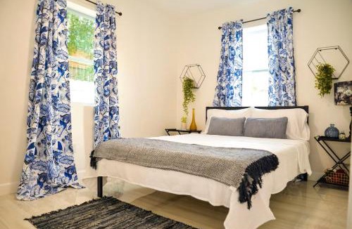 Little Haiti House | Vibrant 4bd 2ba Miami Home w POOL
