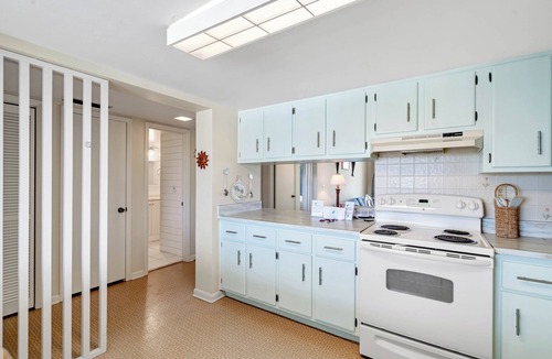 Point East Condo | View the Sea from Chateau by the Sea 31B
