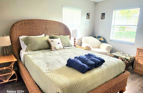 Palmetto House | Views of the Manatee. Close to dining and Downtown Bradenton.