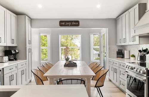 Vilano Beach House | Vilano Rose Slps 24, 6Bds/5 Bths, Pool, Wlk to Beach, Golf, Pets, Hot Tub