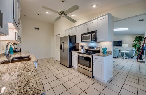 Caloosahatchee House | Villa 23 Heated Pool, Kayaks, Bikes, Gulf Access. 66 reviews.