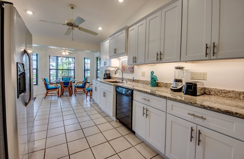 Caloosahatchee House | Villa 23 Heated Pool, Kayaks, Bikes, Gulf Access. 66 reviews.
