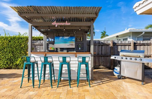 Pompano Isles Villa | Villa ∙ 3 bedrooms ∙ 8 guests