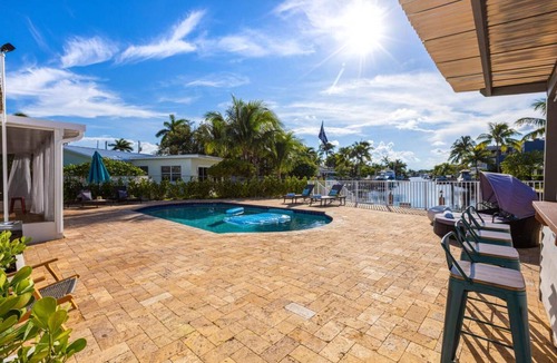 Pompano Isles Villa | Villa ∙ 3 bedrooms ∙ 8 guests