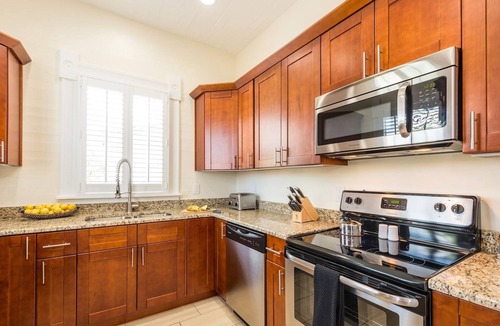 Downtown Condo | *VILLA ANGELITA @ OLD TOWN* Renovated Condo Off Duval + LAST KEY SERVICES.