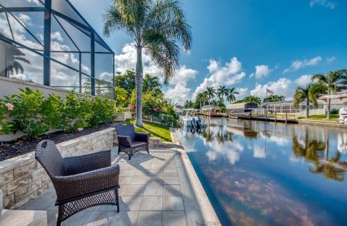 Yacht Club House | Villa Blue Pavilion - Heated Pool - Sleeps 16 - Roelens Vacations