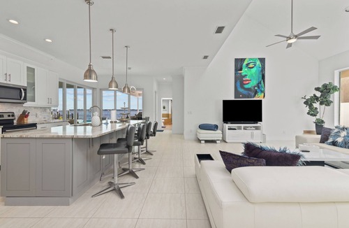 Caloosahatchee Villa | Villa Cape Coral Florida