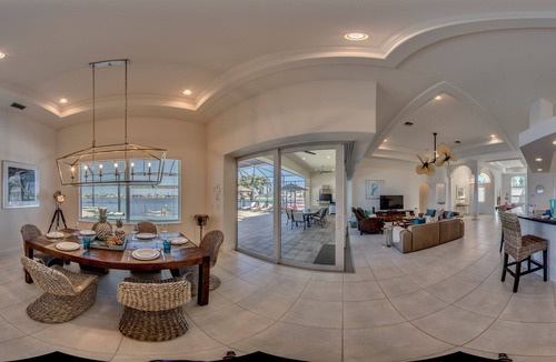 Eight Lakes Villa | Villa Lake View, A Stunning House With A Spectacular View