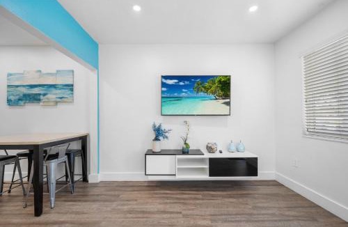 West Little Havana House | Villa Mia Cozy Home in the heart of Miami