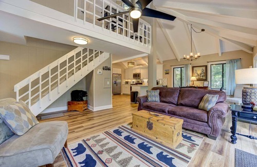 Big Canoe House | Villa on 9 - Big Canoe Community・Golf Course Views・Near Sconti Lake