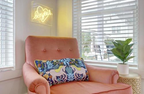 Thunderbolt House | Village on The Bluff: In The Pink by Lucky Savannah