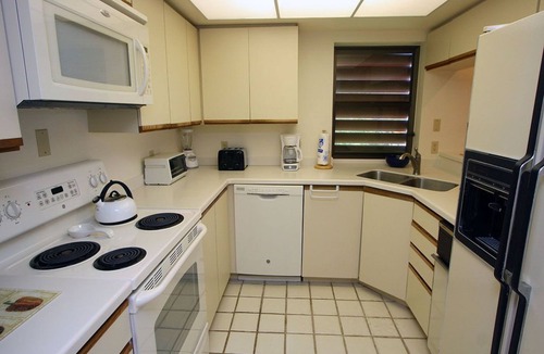 Whitney Beach Condo | Villas of Avignon #101 Condo by RVA
