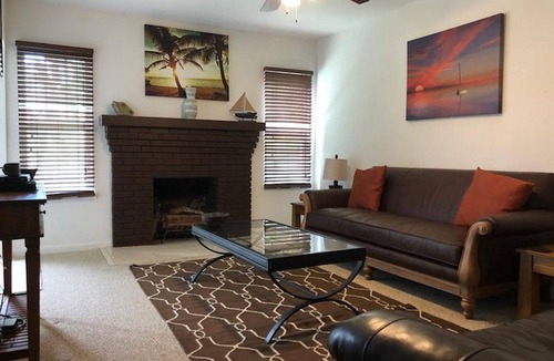 Historic Uptown House | Vintage 2 Bed /2 Bath With Pool- Blocks from Vinoy & Downtown St. Pete
