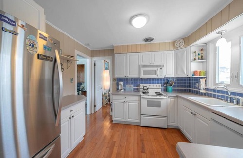 Stone Harbor House | Vintage Stone Harbor Cottage