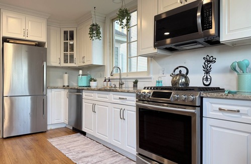 Hasbrouck Heights House | VIP World Cup Basecamp <5 Mi to MetLife, 4 Min Teterboro, Chef + Private Driver