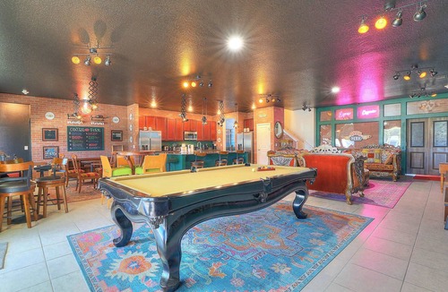 Kissimmee House | Viral One of a Kind Lakeside 15B ~ Gated Resort ~ Theater ~ Pool & Spa by Disney
