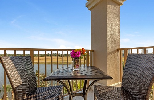 Florida Central Atlantic Coast Condo | Vista Cay Luxury|Lake View|5 min to Epic Universe