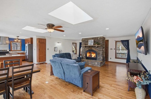 Tate Cabin | Vista Ridge at Alpine 4BDR