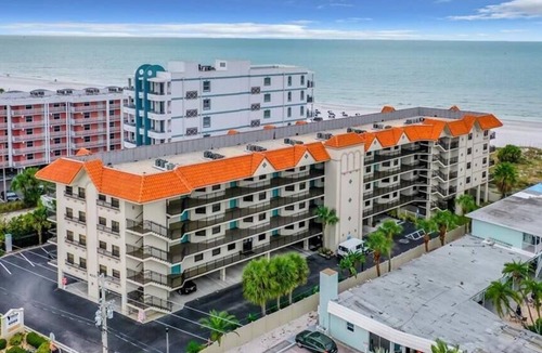 Belle Vista Condo | Vistas On The Gulf - Unit 206