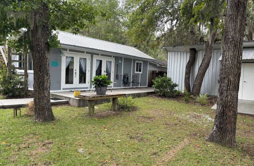 Midway Ski Chalet | VRBO Suspended this Listing for now. Try Airbnd! Better price & platform anyway!