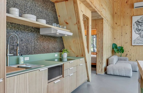 Tracy City Cabin | Wabi Sabi at The Retreat at Water's Edge