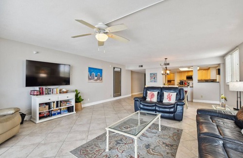 Redington Beach Condo | Wake Up to Gulf Views|2BR 2BA at Seaview 201|SUMMER OPENINGS AVAILABLE