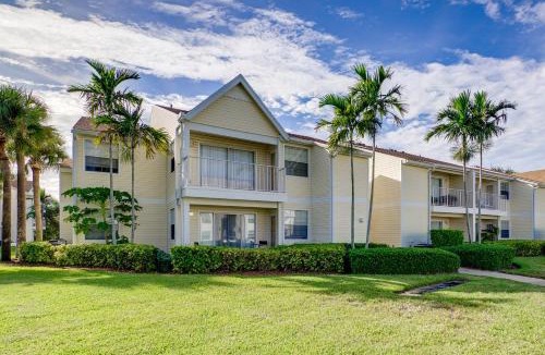 Ocean Side Village Apartment | Walk to Beach 1st-Floor Unit with Pool in Melbourne