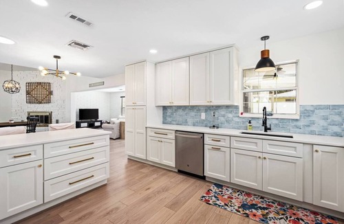 Ortona Park House | Walk to Beach – 3BR w/Heated Pool & Fenced Yard