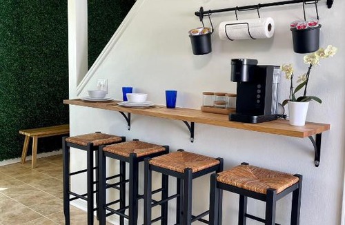 Jacksonville Beach House | Walk to Beach - Fully Renovated Modern Jax Beach Retreat