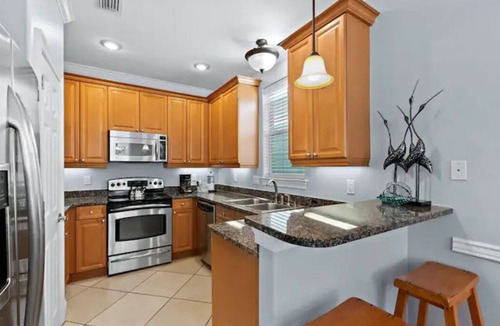Villages of Crystal Beach House | Walk to Crystal Beach! Resort Style Pool!